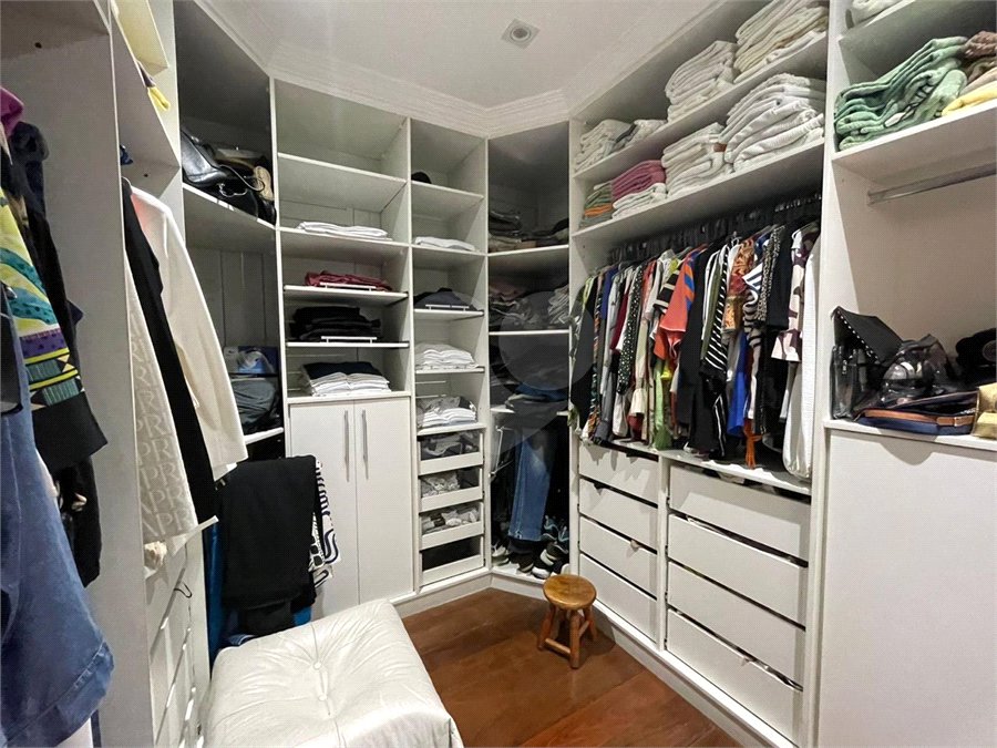 Casa à venda com 4 quartos, sendo 1 suíte, em Campo Grande, Rio de Janeiro, RJ