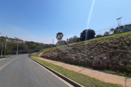 Terreno à venda com 1 suíte em Bosque, Vinhedo, SP