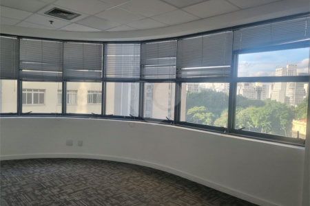 Conjunto comercial à Venda ou Locação na República com 376,56 m² de área útil 10 vagas