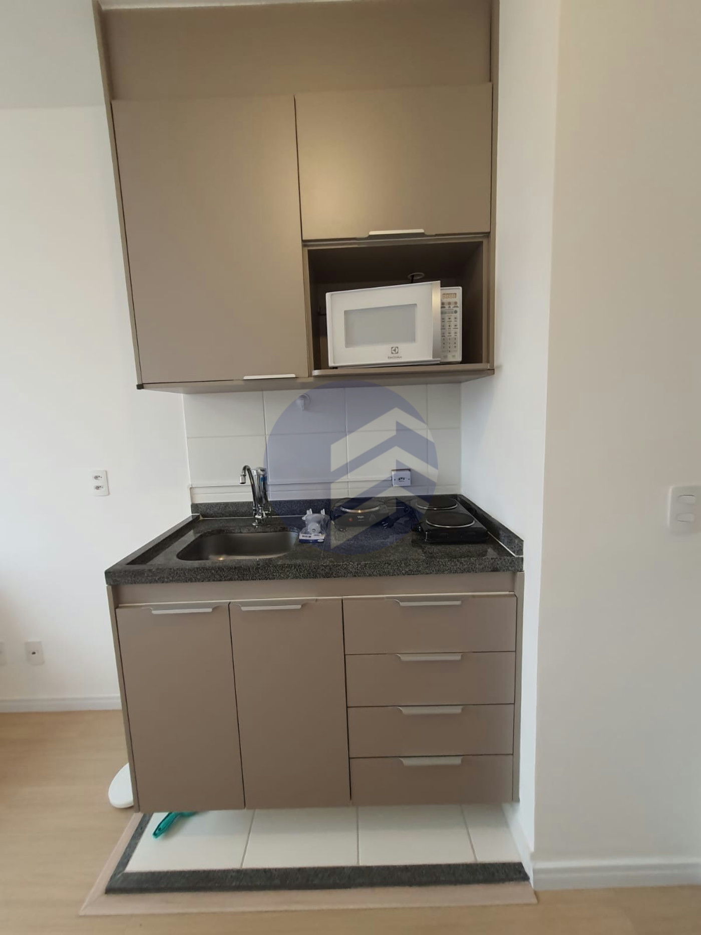 Studio mobiliado para locação – 24 m², 1 dormitório, ao lado do portão 1 da usp e próximo ao metrô butantã!