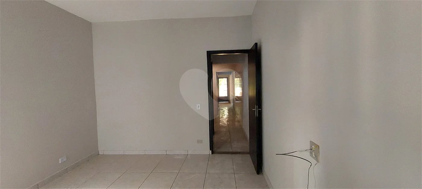 Casa à venda com 3 quartos, sendo 1 suíte, em Vila Belém, Piracicaba, SP