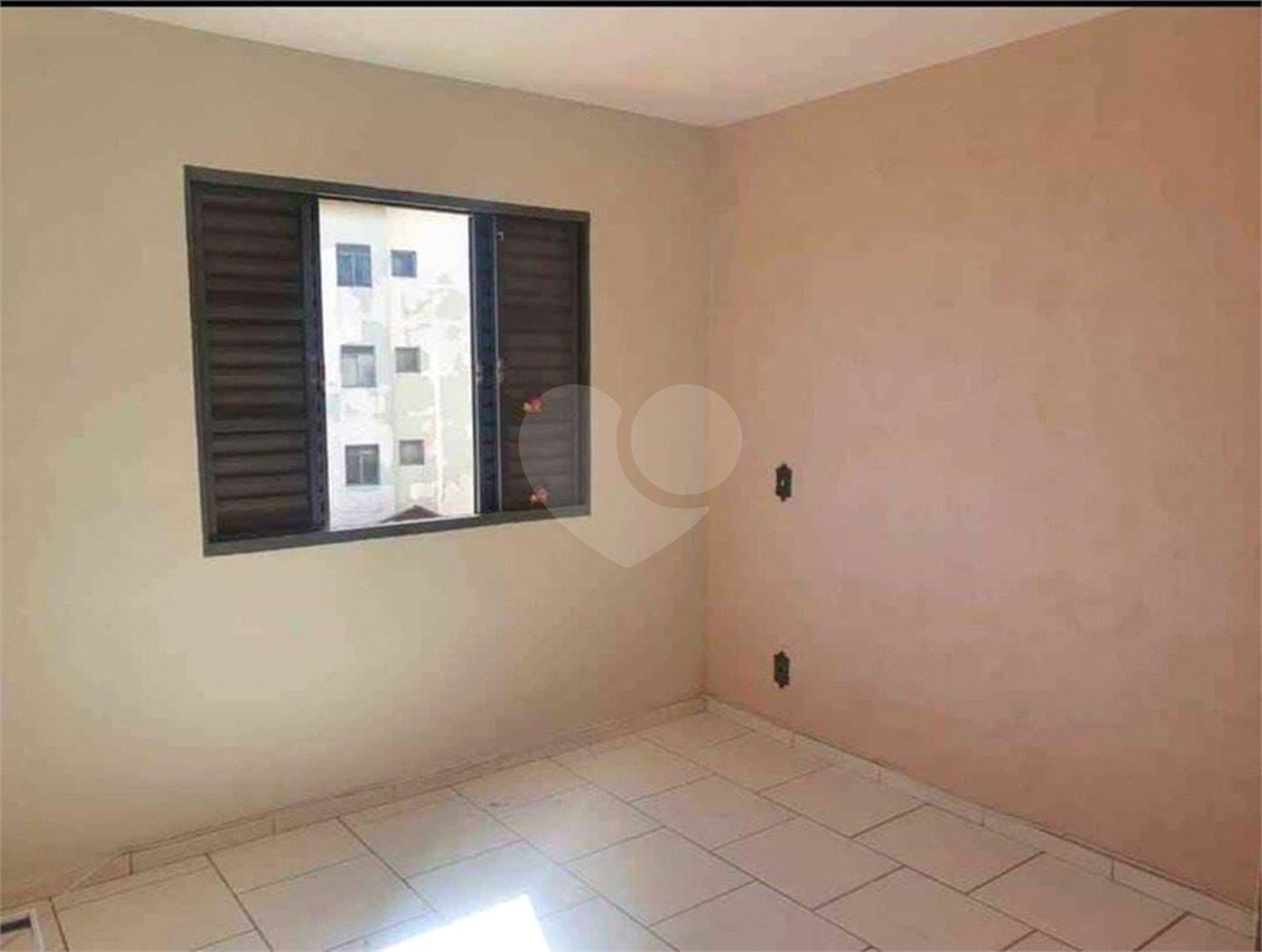 Apartamento no Condomínio Residencial Mazo