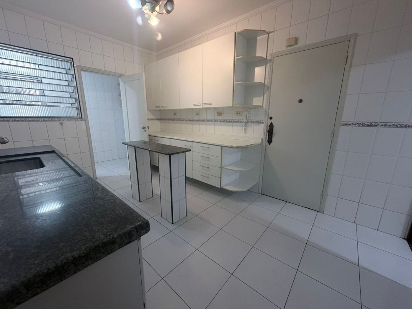 Apartamento com 2 dormitórios à venda, 130 m² por R$ 670.000,00 - Boqueirão - Santos/SP