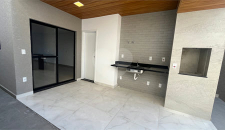 Casa à venda ou para alugar com 3 suítes em Nova Gardênia, Atibaia, SP