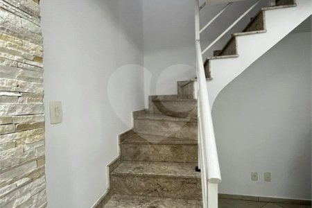 Sobrado à venda com 2 quartos, sendo 1 suíte, em Vila Ré, São Paulo, SP