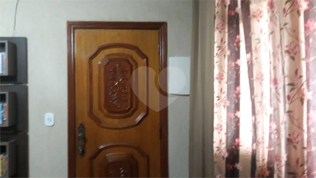 Sobrado à venda com 3 quartos, sendo 1 suíte, em Parque Continental I, Guarulhos, SP