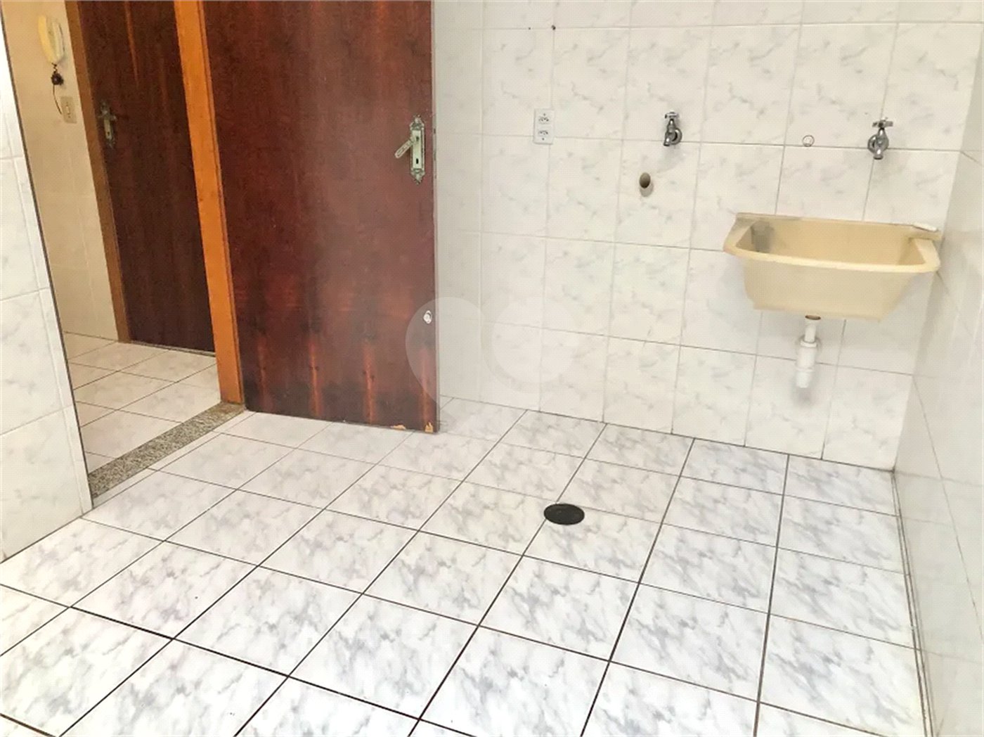 Casa à venda com 2 quartos no condomínio Residencial Fernanda, São Paulo - SP