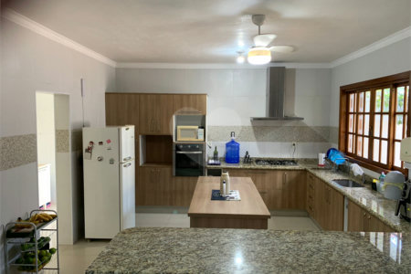 Casa à venda com 3 quartos, sendo 2 suítes, em Jardim Celani, Salto, SP