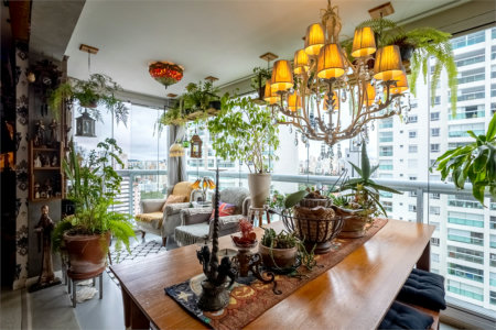 Apartamento à venda com 2 quartos, sendo 1 suíte,  em Vila Olímpia, São Paulo, SP