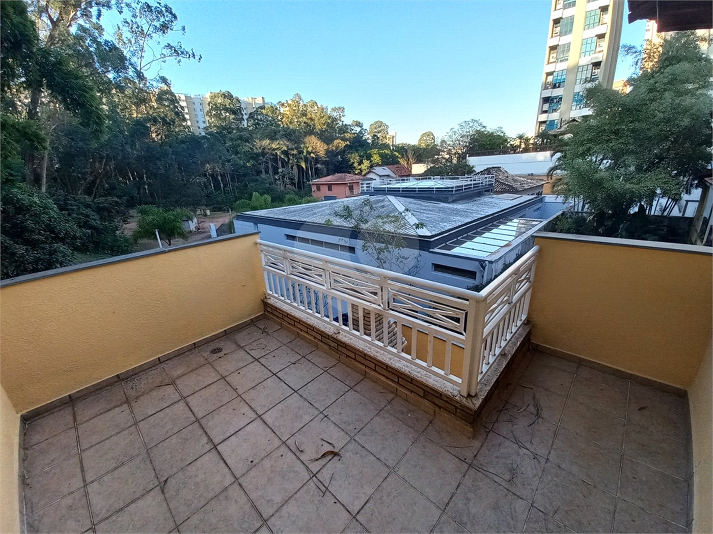Sobrado à venda com 4 suítes em Paraíso do Morumbi, São Paulo, SP