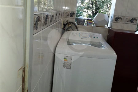 Chácara à venda com 4 quartos, sendo 1 suíte,  em Chácaras Polozzi, Louveira, SP
