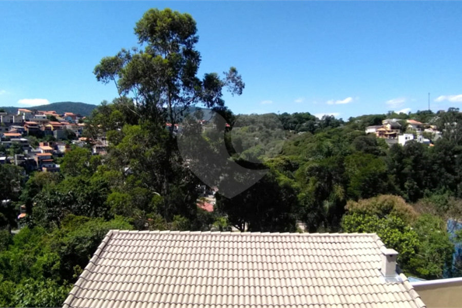 Casa à venda com 4 quartos, sendo 2 suítes, em Barreiro, Mairiporã, SP