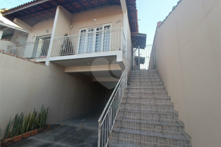Casa à venda com 3 quartos em Taboão, São Roque, SP