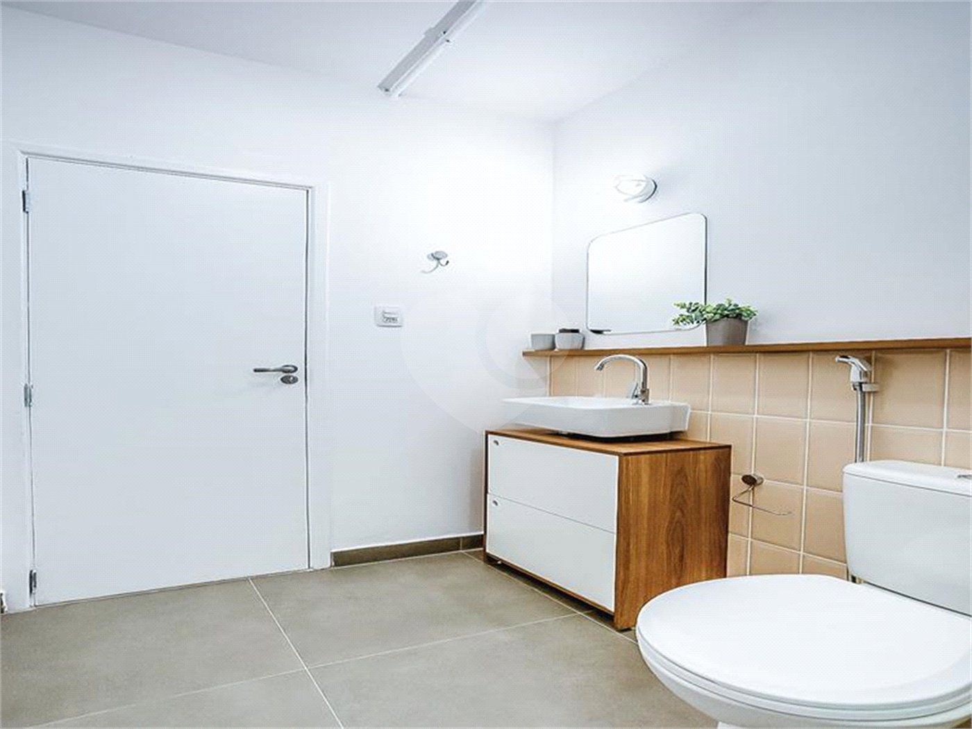 Apartamento à venda com 3 quartos, sendo 1 suíte, em Itaim Bibi, São Paulo, SP
