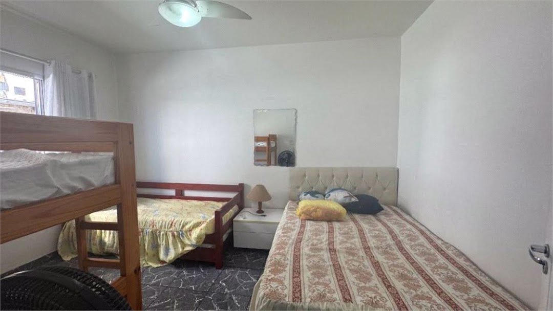 Apartamento Residencial à venda, Vila Guilhermina, Praia Grande - AP0381.