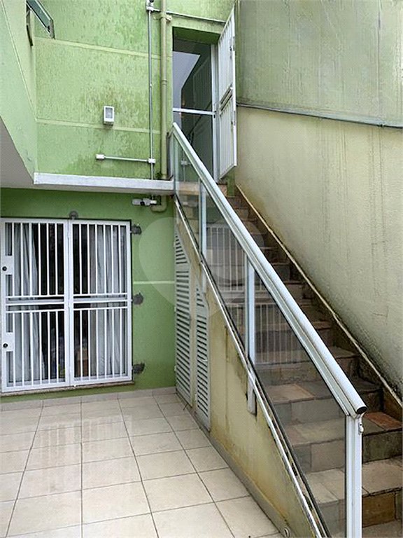 Sobrado à venda com 3 quartos em Vila Paulicéia, São Paulo, SP