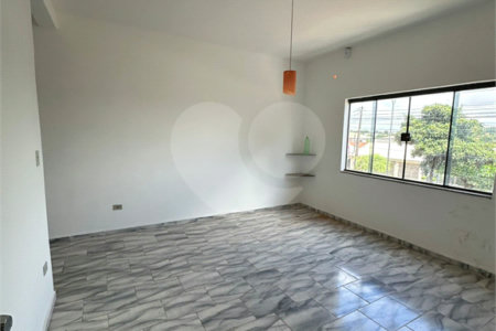 Sobrado à venda ou para alugar com 4 quartos, sendo 2 suítes, em Vila Lacíria, Ponta Porã, MS
