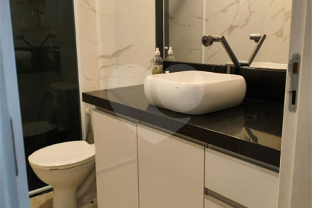 Apartamento à venda com 3 quartos, sendo 1 suíte,  no Centro, São Bernardo do Campo, SP