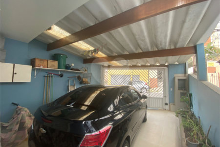 Sobrado à venda com 3 quartos em Parada Inglesa, São Paulo, SP