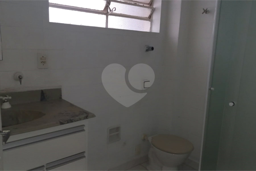 Sobrado à venda com 4 quartos, sendo 1 suíte, em Vila Mazzei, São Paulo, SP