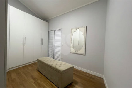 Casa à venda com 3 quartos, sendo 1 suíte,  no condomínio Jardim das Flores, Sorocaba - SP
