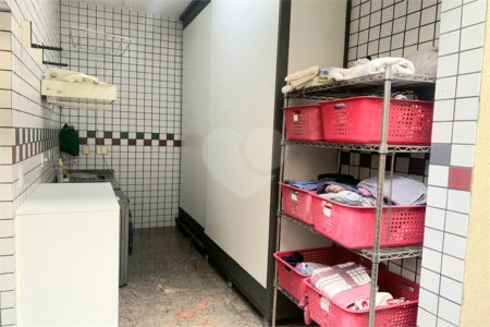 Casa à venda com 4 quartos, sendo 3 suítes, no condomínio Mirante da Barra, Rio de Janeiro - RJ