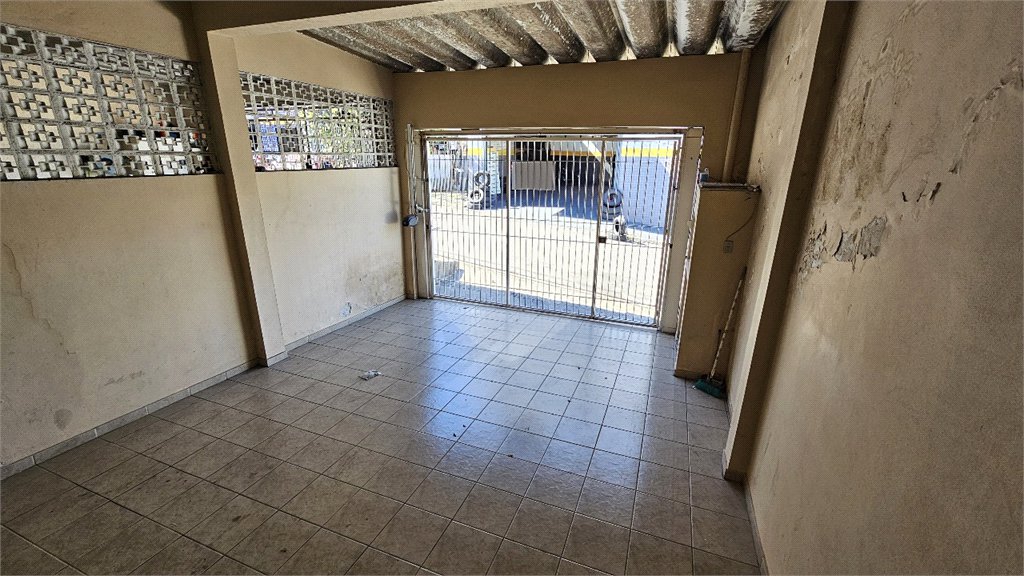 Casa à venda com 2 quartos, sendo 1 suíte, em Jaguaribe, Osasco, SP