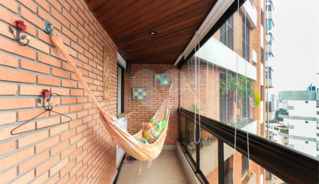 Apartamento à venda com 3 quartos, sendo 2 suítes,  em Campo Belo, São Paulo, SP