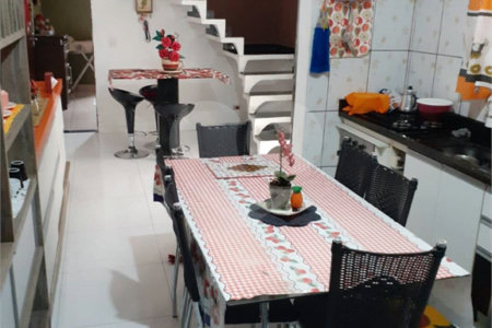 Casa à venda com 2 quartos, sendo 1 suíte, em Jardim América, Poá, SP