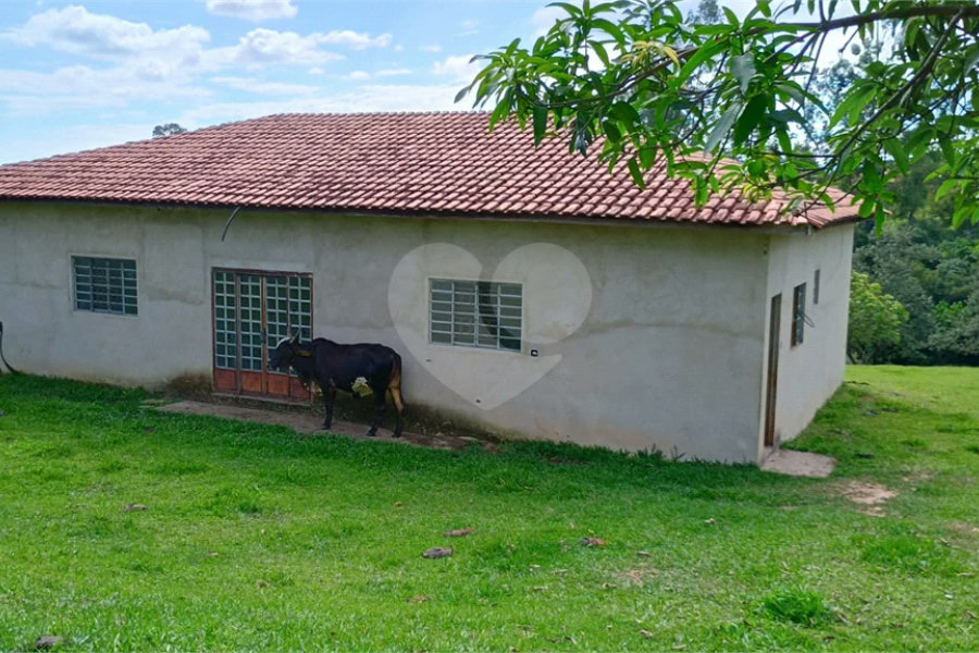 Chácara à venda na cidade de São Pedro - SP no bairro Vertentes das Águas - Refúgio Natural a 30 Minutos de Piracicaba - 5.000 m2