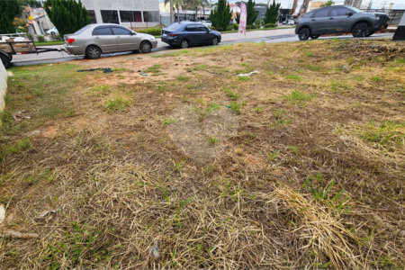 Terreno Comercial a Venda