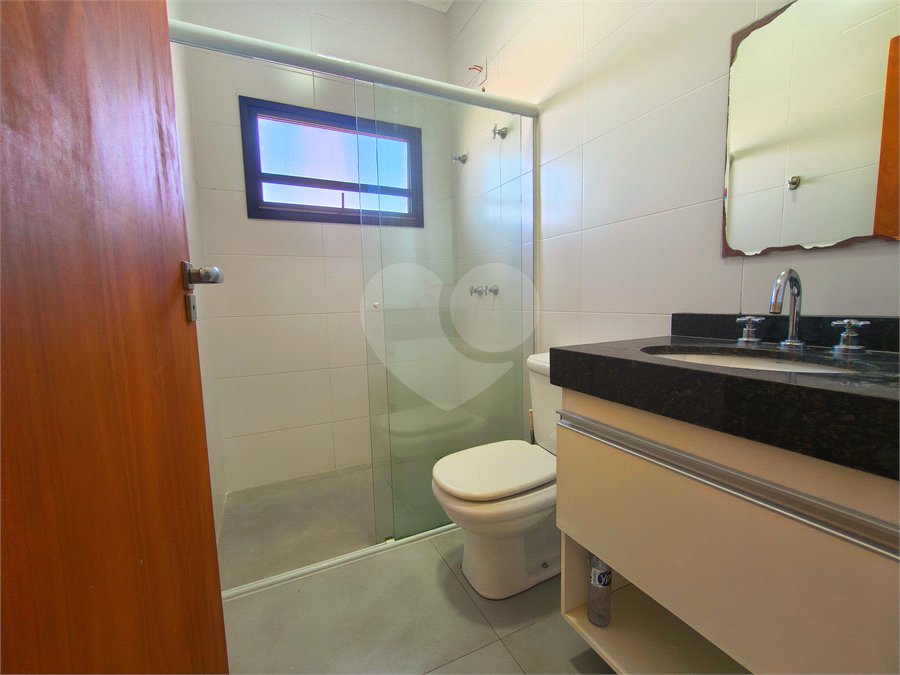Casa à venda com 3 quartos, sendo 1 suíte, no condomínio Terras de São Francisco, Sorocaba - SP