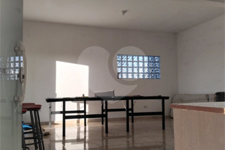 Chácara à venda com 3 quartos, sendo 1 suíte,  em Botujuru, Mogi das Cruzes, SP