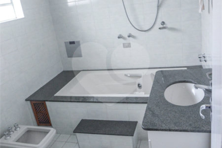 Casa à venda com 2 quartos, sendo 1 suíte, no Centro, Salto, SP
