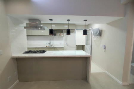 Apartamento à venda com 3 quartos, sendo 2 suítes,  em Jardim Arpoador, São Paulo, SP
