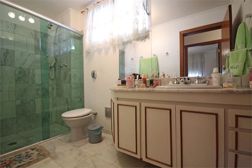 Apartamento à venda com 3 quartos, sendo 1 suíte, em Alto da Lapa, São Paulo, SP
