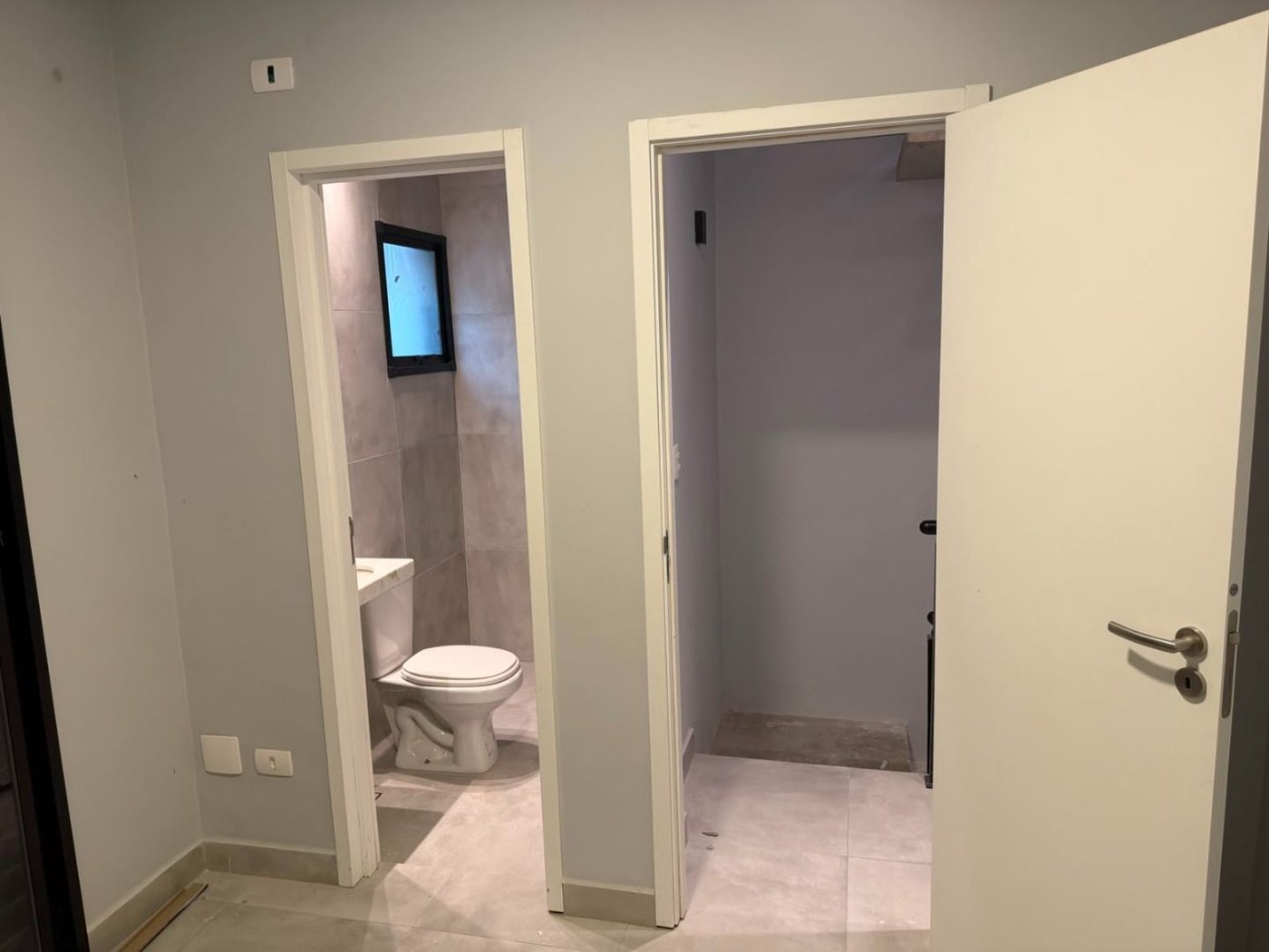 Casa com 2 dormitórios à venda, 116 m² por R$ 650.000,00 - Marapé - Santos/SP