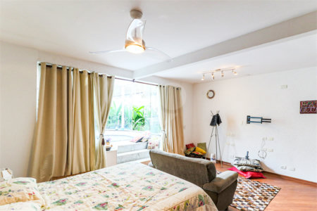 Casa à venda com 3 quartos em Chácara Flora, São Paulo, SP