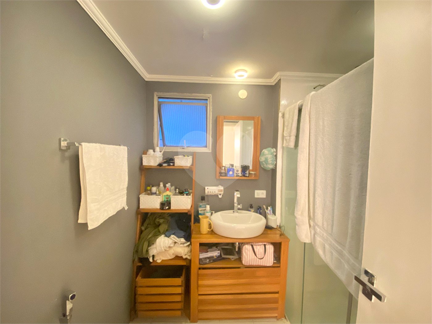 Apartamento para alugar com 4 quartos, sendo 1 suíte, em Jardim Europa, São Paulo, SP