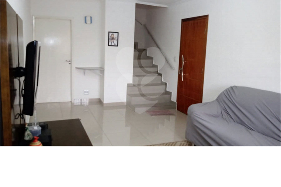 Sobrado à venda com 3 quartos, sendo 1 suíte, em Vila Nova Cachoeirinha, São Paulo, SP