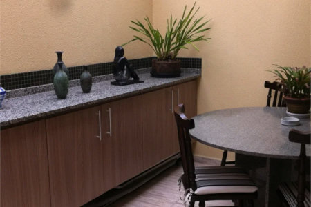 Casa à venda com 3 quartos, sendo 1 suíte, no condomínio Moradas do Horto, São Paulo - SP