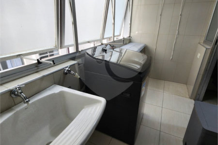 Apartamento à venda com 3 quartos, sendo 1 suíte, em Jardim Paulista, São Paulo, SP