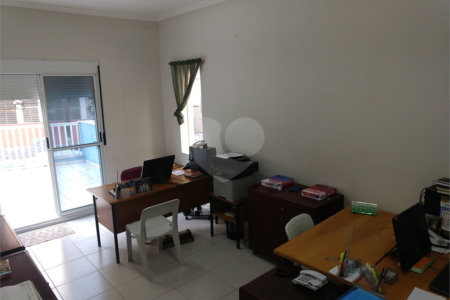 Casa à venda com 3 quartos, sendo 1 suíte, em Mirandópolis, São Paulo, SP