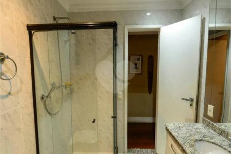 Apartamento à venda com 5 quartos, sendo 2 suítes, em Tijuca, Rio de Janeiro, RJ