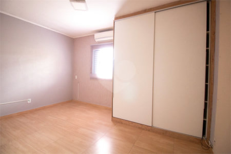 Casa Térrea à venda com 4 quartos, sendo 1 suíte, em Nova Mairinque, Mairinque, SP