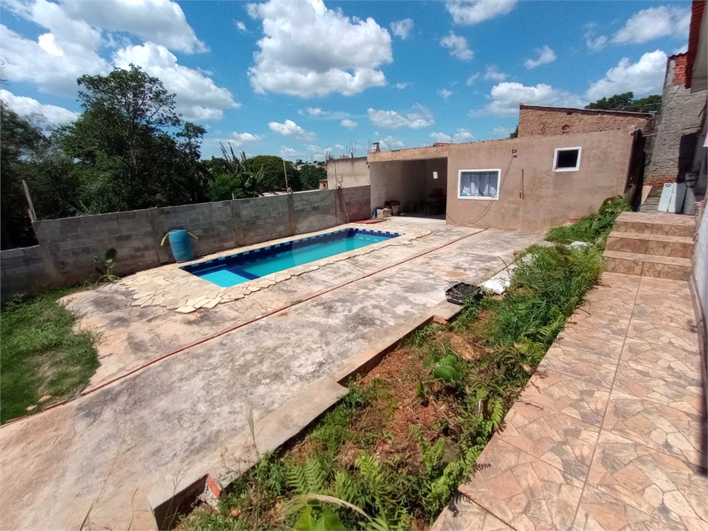 Casa à venda com 4 quartos, sendo 1 suíte, em Jardim Maricota, Itapetininga, SP