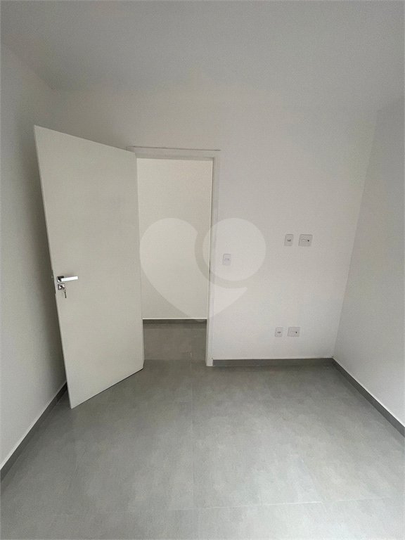 Casa à venda com 2 quartos, sendo 1 suíte, no condomínio Parque Guará, Rio de Janeiro - RJ