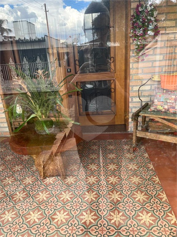 Sobrado à venda com 4 quartos, sendo 1 suíte,  em Jardim Leonor Mendes de Barros, São Paulo, SP