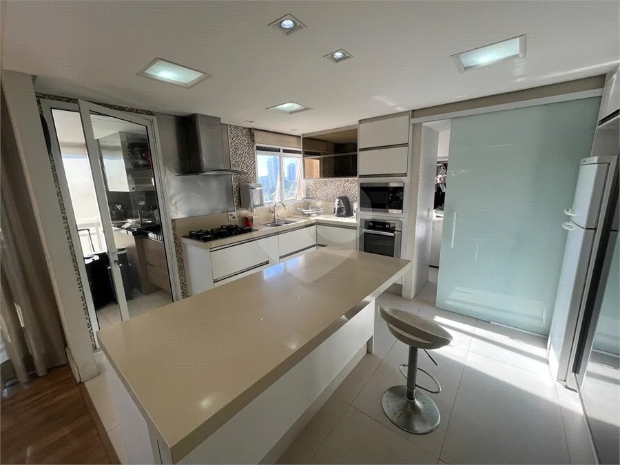 Apartamento à venda com 4 quartos, sendo 2 suítes, em MORUMBI, São Paulo, SP