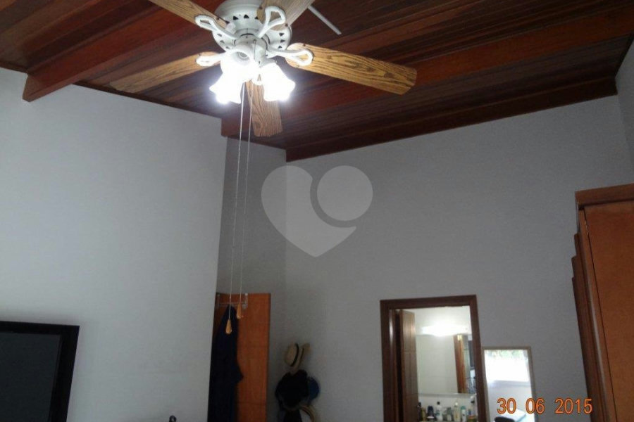 Casa Térrea à venda com 3 quartos, sendo 1 suíte, em Vila Irmãos Arnoni, São Paulo, SP